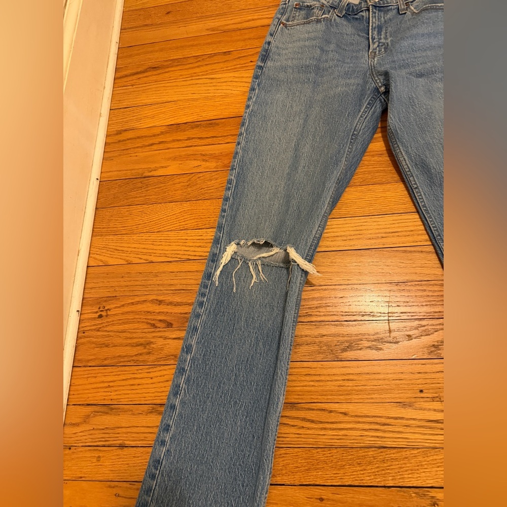 Abercrombie Curve Love 90s Straight Jeans 26L Distressed Mid Rise - Picture 2 of 8